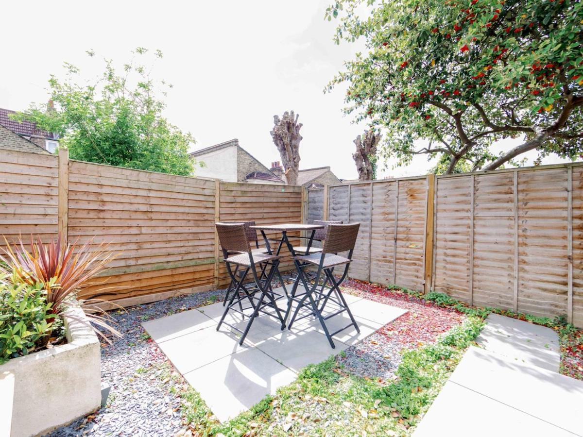 Pass The Keys Recently Renovated 1Br Flat With Private Garden In South London Londres Exterior foto