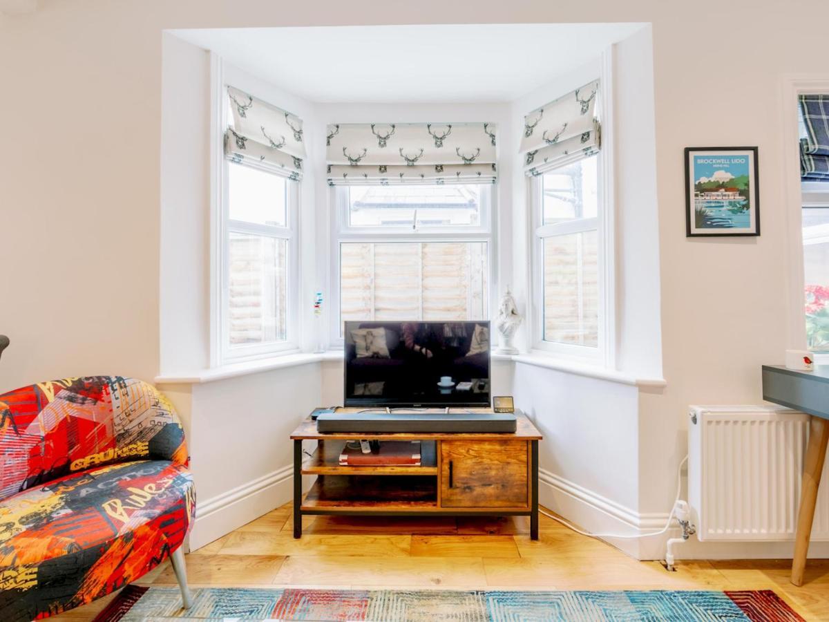 Pass The Keys Recently Renovated 1Br Flat With Private Garden In South London Londres Exterior foto