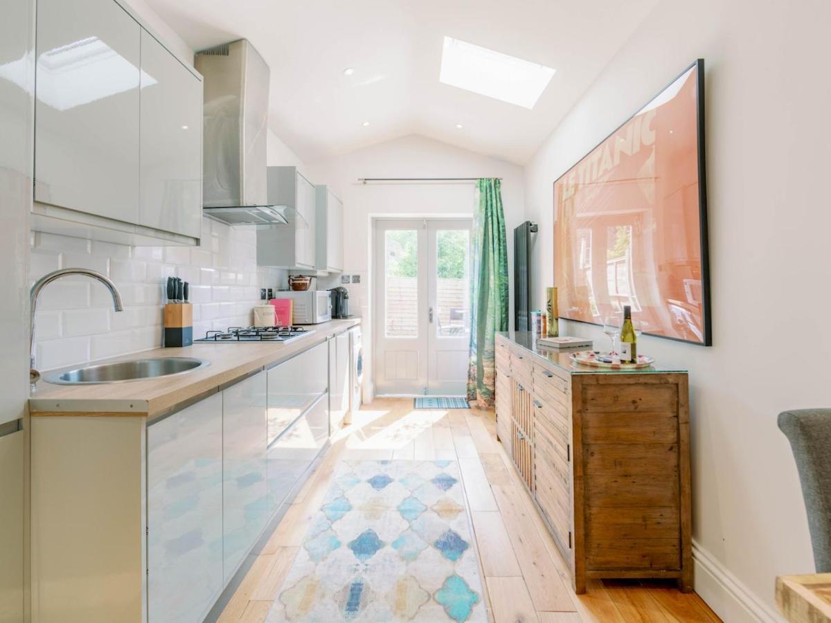 Pass The Keys Recently Renovated 1Br Flat With Private Garden In South London Londres Exterior foto