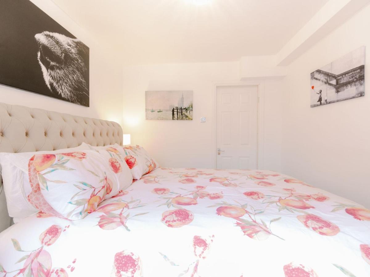 Pass The Keys Recently Renovated 1Br Flat With Private Garden In South London Londres Exterior foto